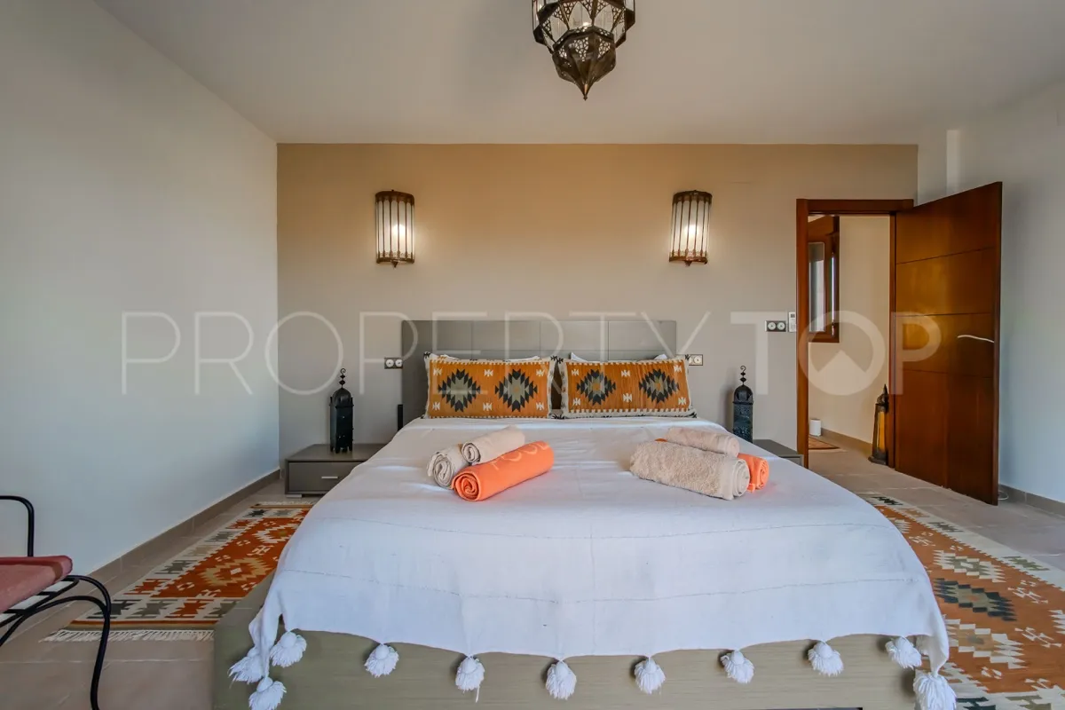 Villa a la venta en Torremendo con 6 dormitorios