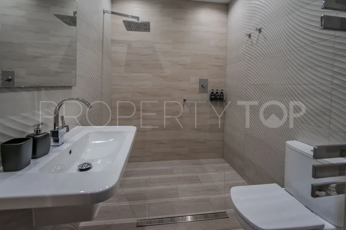 Villa a la venta en Torremendo con 6 dormitorios