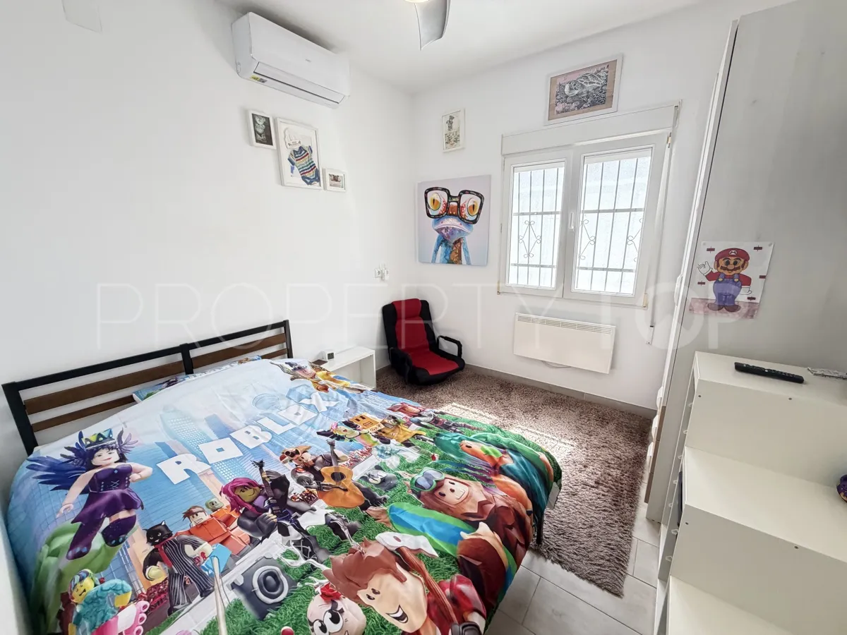 Comprar bungalow de 2 dormitorios en Rioja