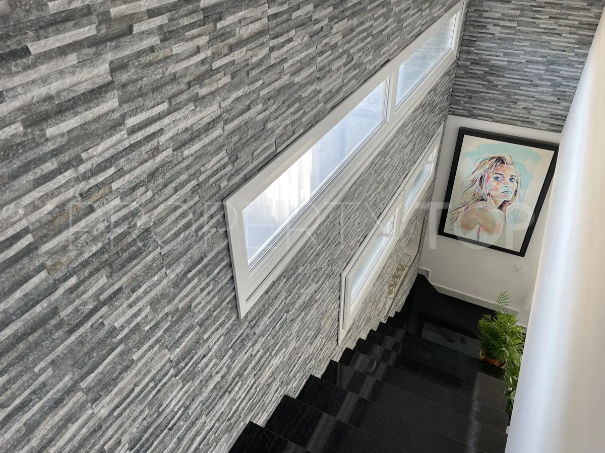 Los Balcones villa for sale