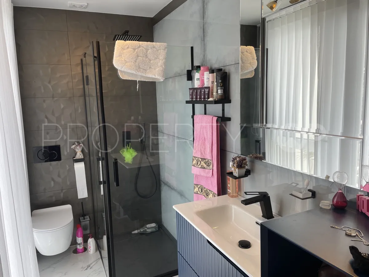 Los Balcones villa for sale