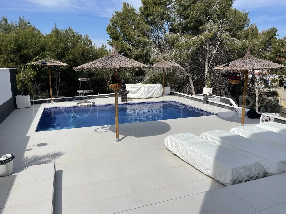 Los Balcones villa for sale