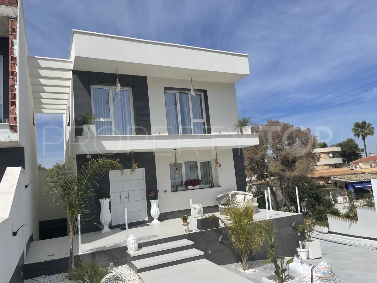 Los Balcones villa for sale