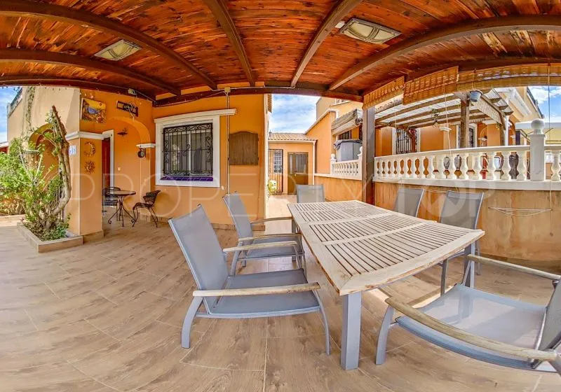 Adosado con 3 dormitorios en venta en Los Altos de Marbella
