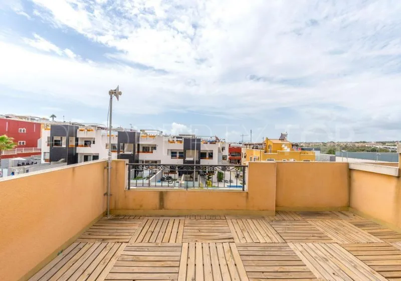 Adosado con 3 dormitorios en venta en Los Altos de Marbella