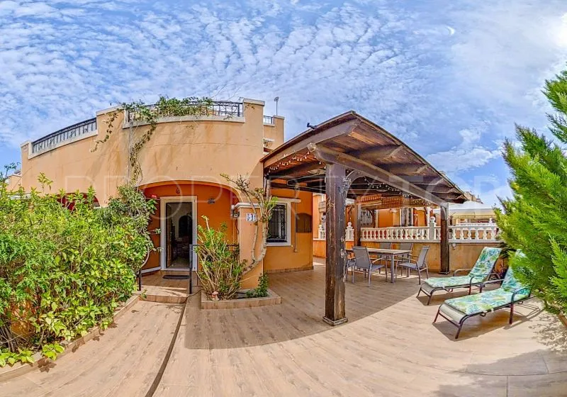 Adosado con 3 dormitorios en venta en Los Altos de Marbella