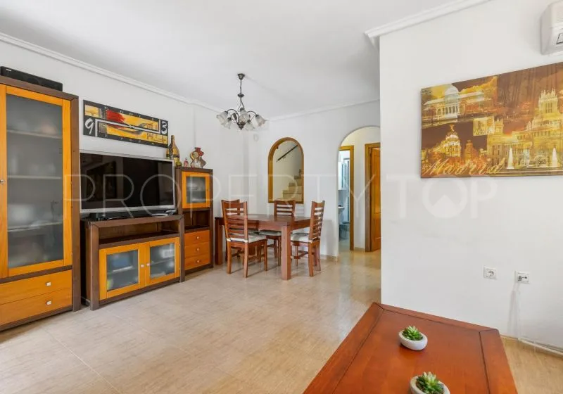 Adosado con 3 dormitorios en venta en Los Altos de Marbella