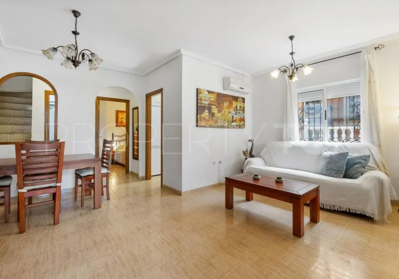 Adosado con 3 dormitorios en venta en Los Altos de Marbella