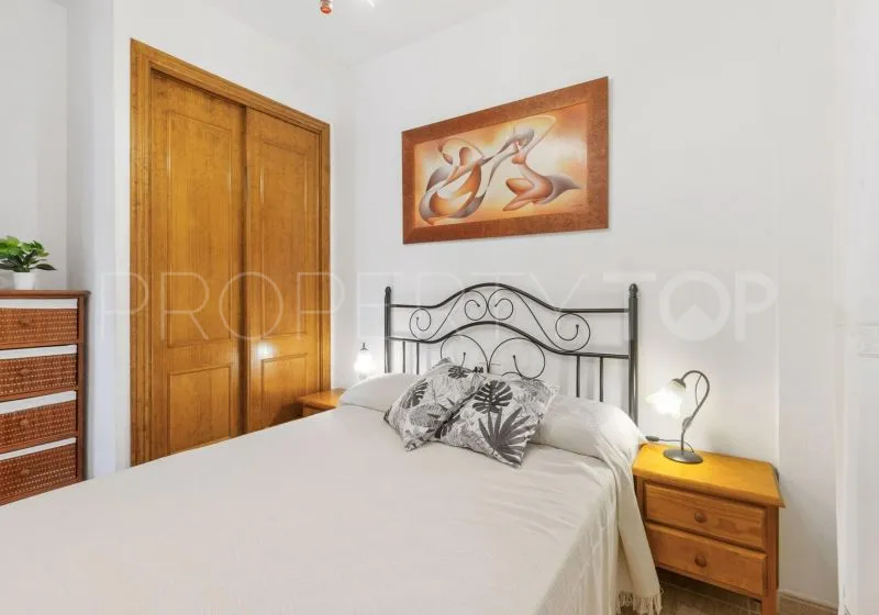 Adosado con 3 dormitorios en venta en Los Altos de Marbella