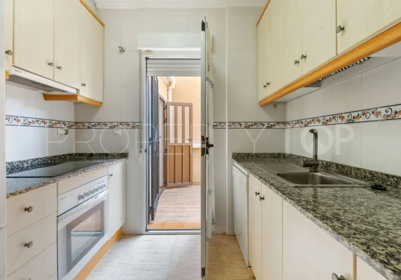 Adosado con 3 dormitorios en venta en Los Altos de Marbella