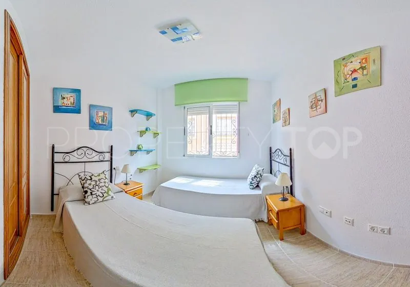 Adosado con 3 dormitorios en venta en Los Altos de Marbella