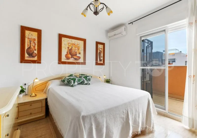Adosado con 3 dormitorios en venta en Los Altos de Marbella