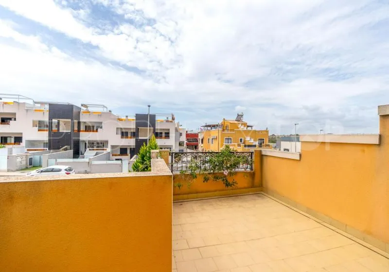Adosado con 3 dormitorios en venta en Los Altos de Marbella