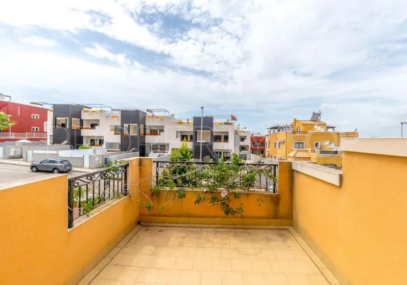 Adosado con 3 dormitorios en venta en Los Altos de Marbella