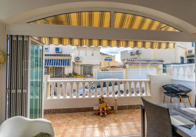 Los Balcones, adosado con 3 dormitorios en venta