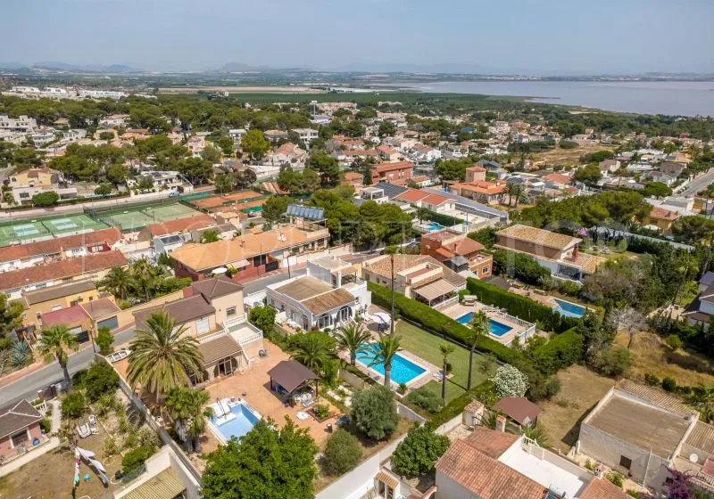 3 bedrooms Los Balcones villa for sale