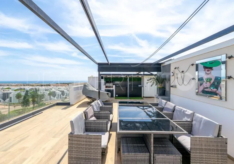 For sale 4 bedrooms apartment in Punta Prima