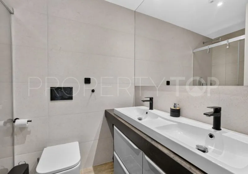 For sale 4 bedrooms apartment in Punta Prima
