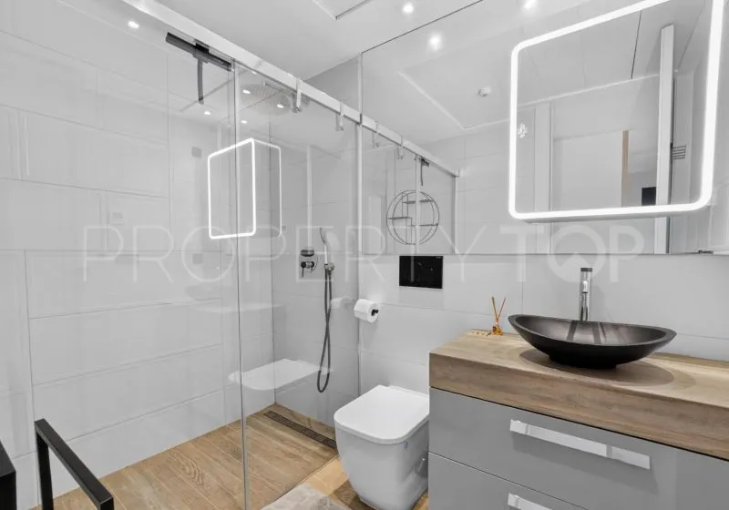 For sale 4 bedrooms apartment in Punta Prima