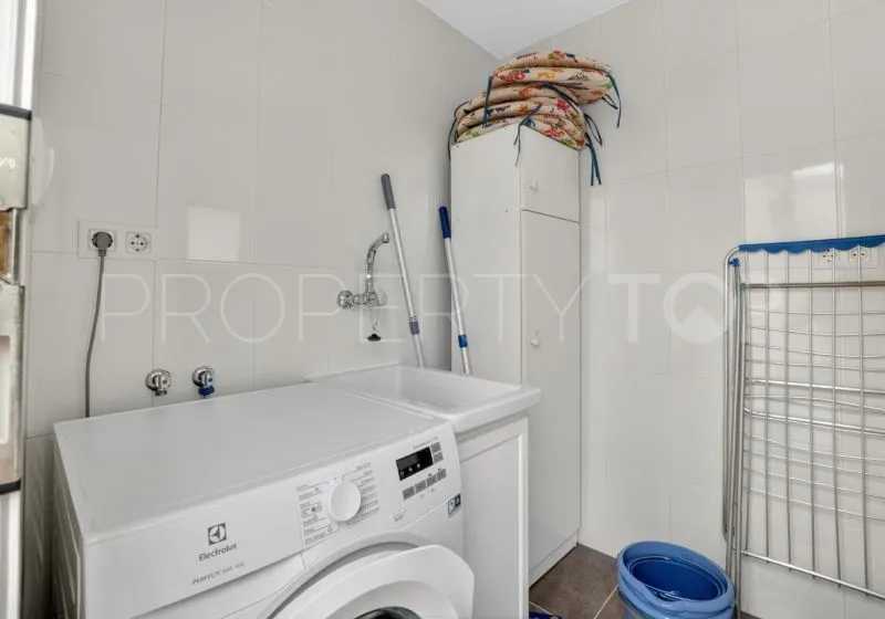 Villa for sale in Alicante with 3 bedrooms