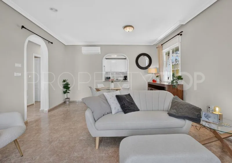 Villa for sale in Los Altos de Marbella