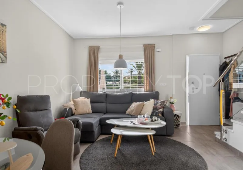 Adosado en venta de 3 dormitorios en Punta Prima