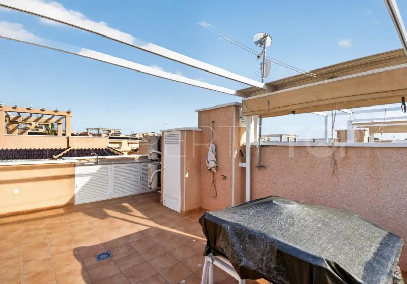 Adosado en venta de 3 dormitorios en Punta Prima