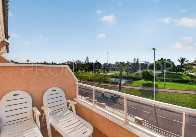 Adosado en venta de 3 dormitorios en Punta Prima