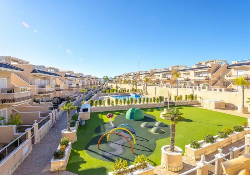 Adosado en venta de 3 dormitorios en Punta Prima
