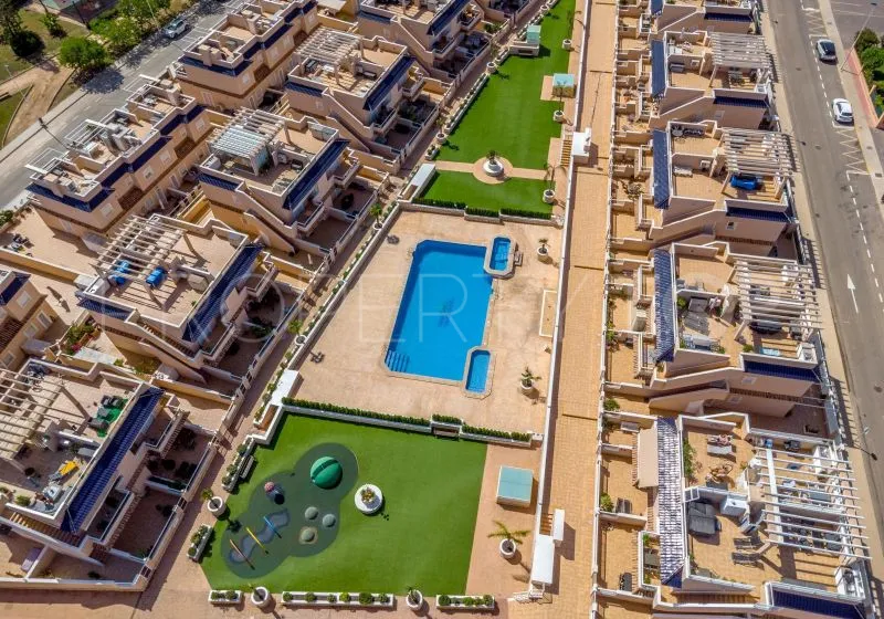 Adosado en venta de 3 dormitorios en Punta Prima