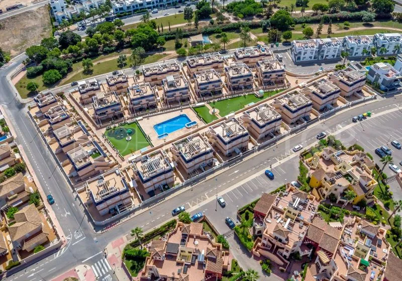 Adosado en venta de 3 dormitorios en Punta Prima