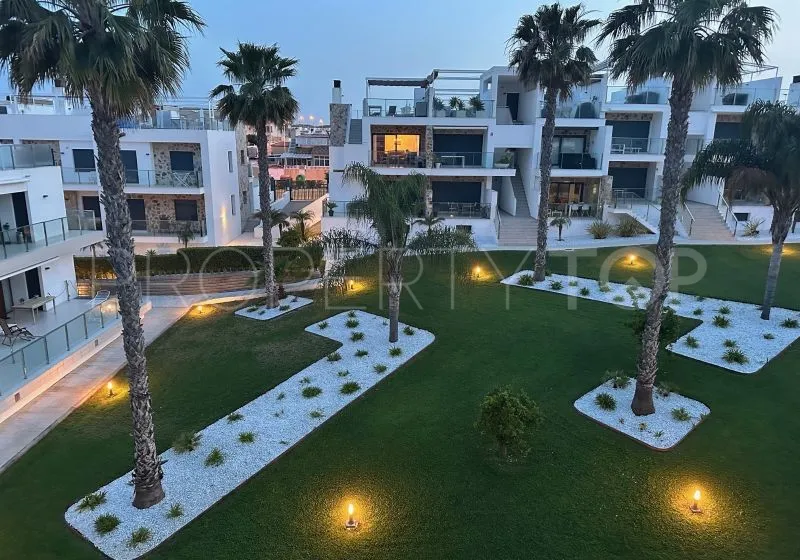 For sale apartment in Punta Prima with 2 bedrooms