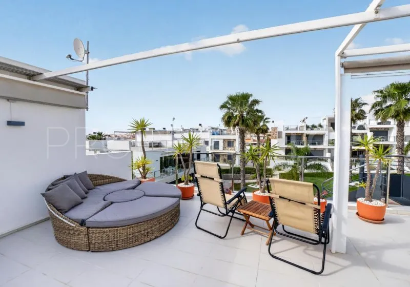 For sale apartment in Punta Prima with 2 bedrooms