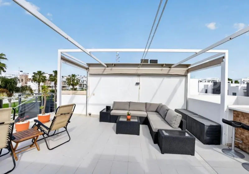 For sale apartment in Punta Prima with 2 bedrooms