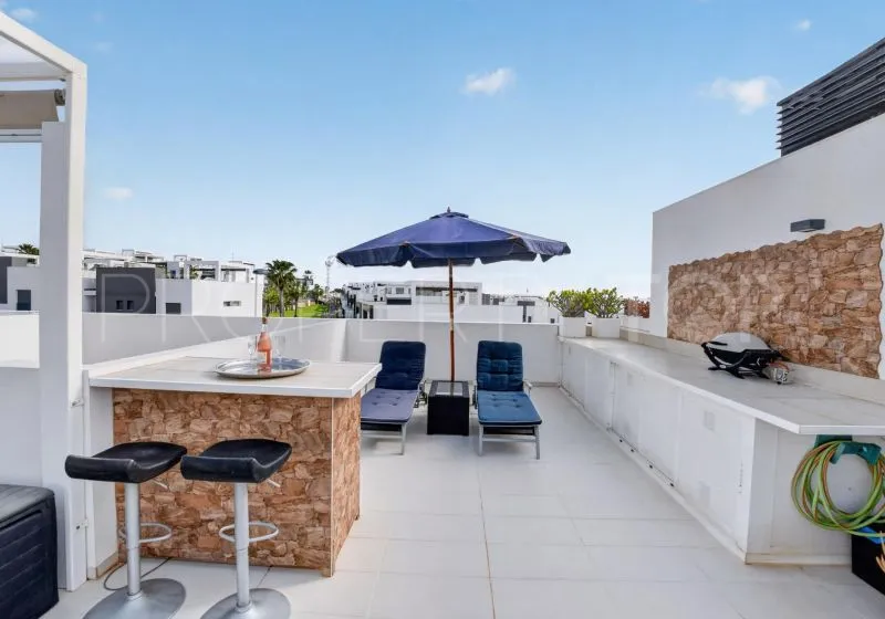 For sale apartment in Punta Prima with 2 bedrooms