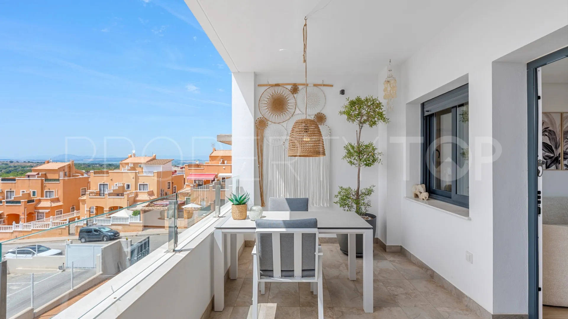 Los Altos de Marbella, apartamento de 2 dormitorios en venta