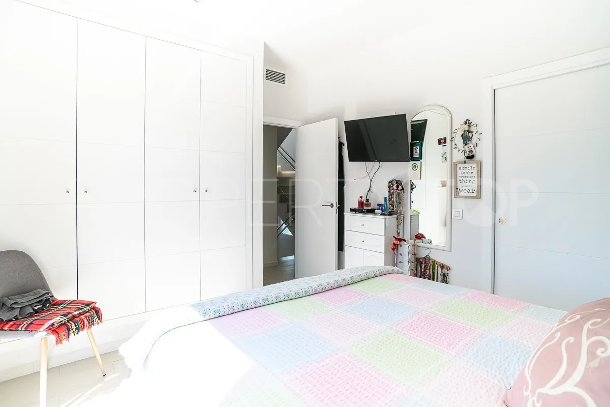 Villa en venta con 3 dormitorios en Pilar de la Horadada