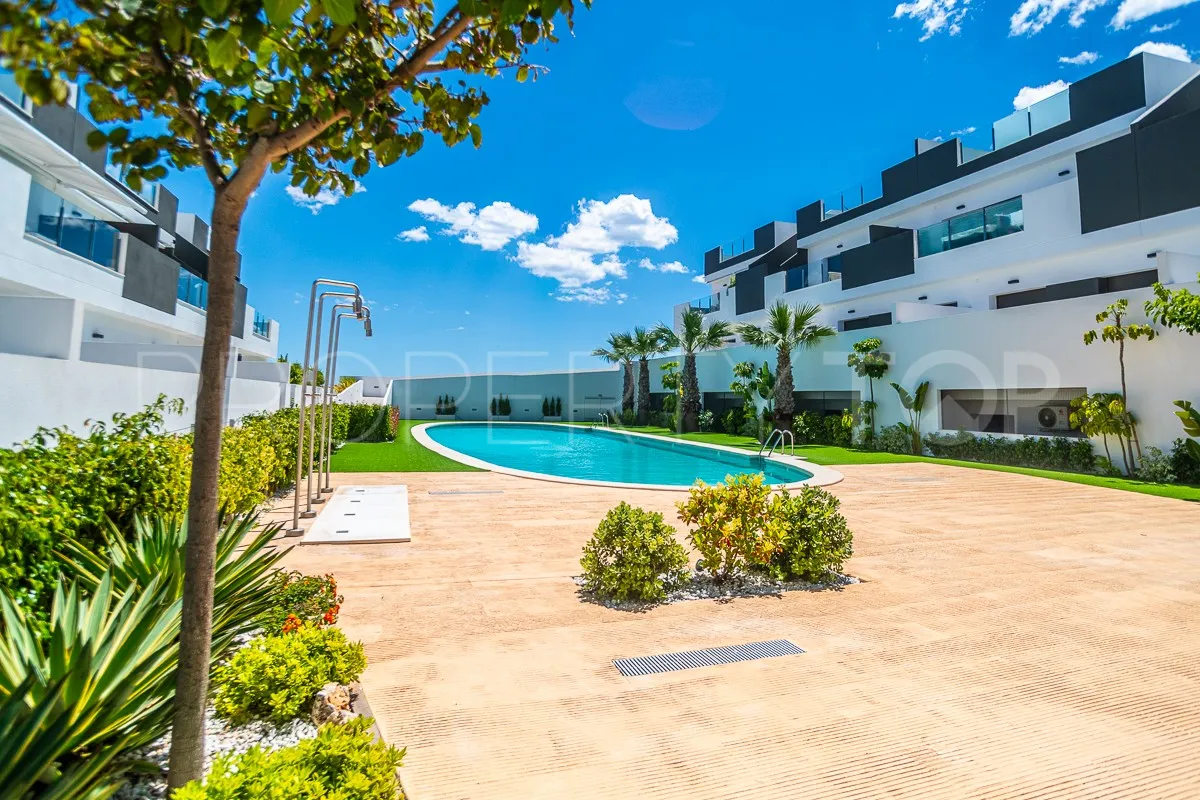 Se vende apartamento en Los Altos de Marbella de 3 dormitorios