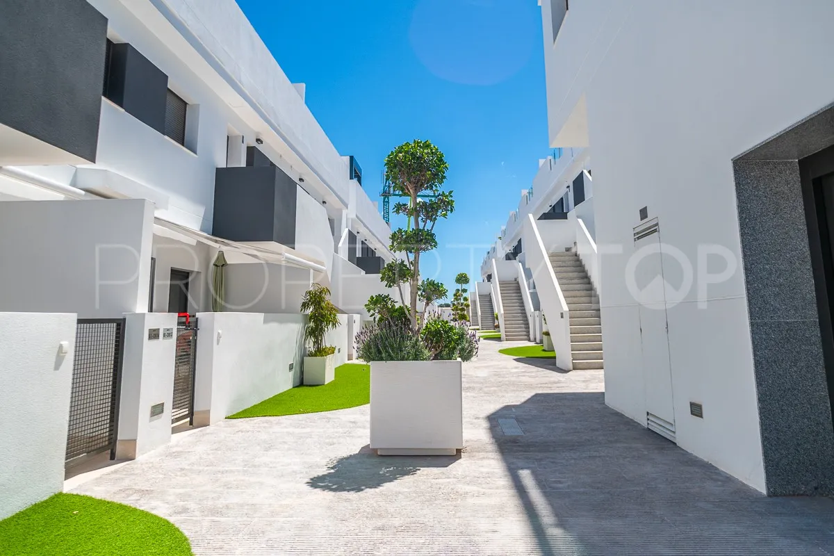 Se vende apartamento en Los Altos de Marbella de 3 dormitorios