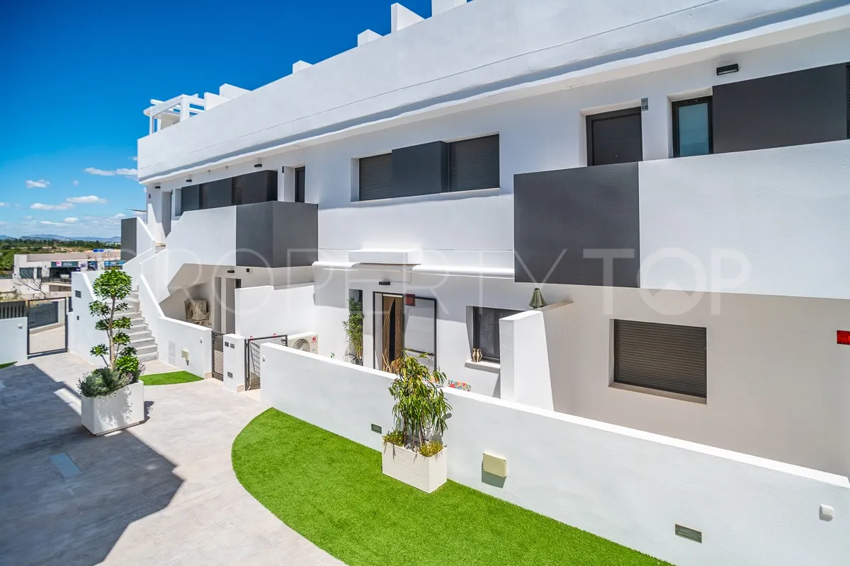 Se vende apartamento en Los Altos de Marbella de 3 dormitorios