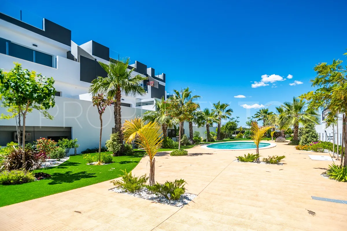 Se vende apartamento en Los Altos de Marbella de 3 dormitorios