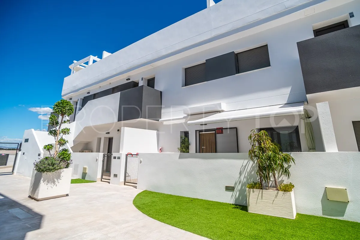 Se vende apartamento en Los Altos de Marbella de 3 dormitorios