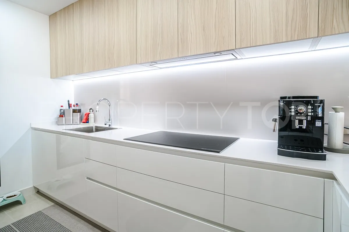 Se vende apartamento en Los Altos de Marbella de 3 dormitorios