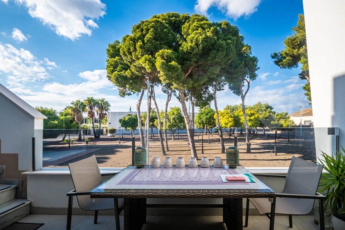 Apartamento en venta con 3 dormitorios en San Pedro del Pinatar