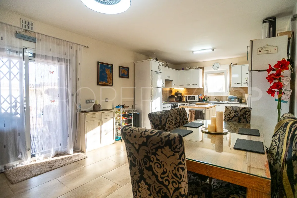 Villa en venta en Los Balcones con 6 dormitorios