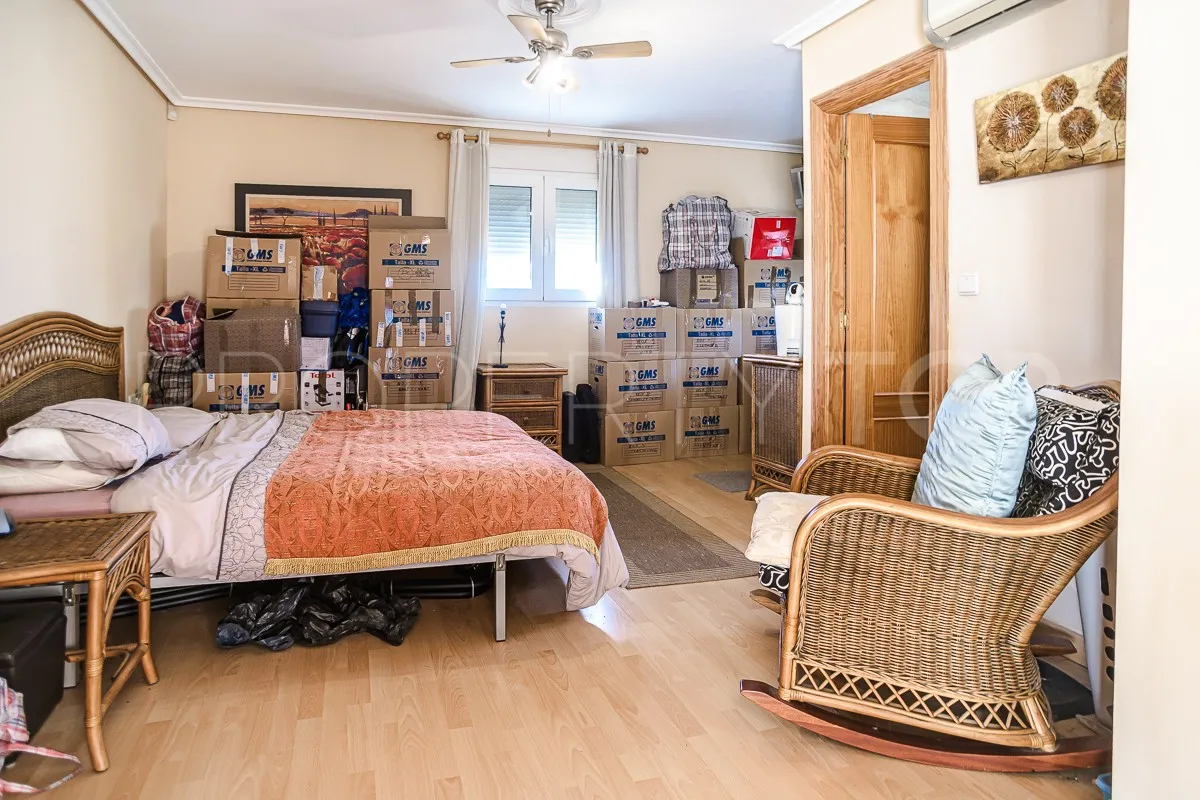 Villa en venta en Los Balcones con 6 dormitorios