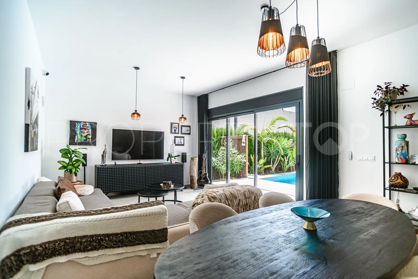 Villa en venta en La Finca Golf
