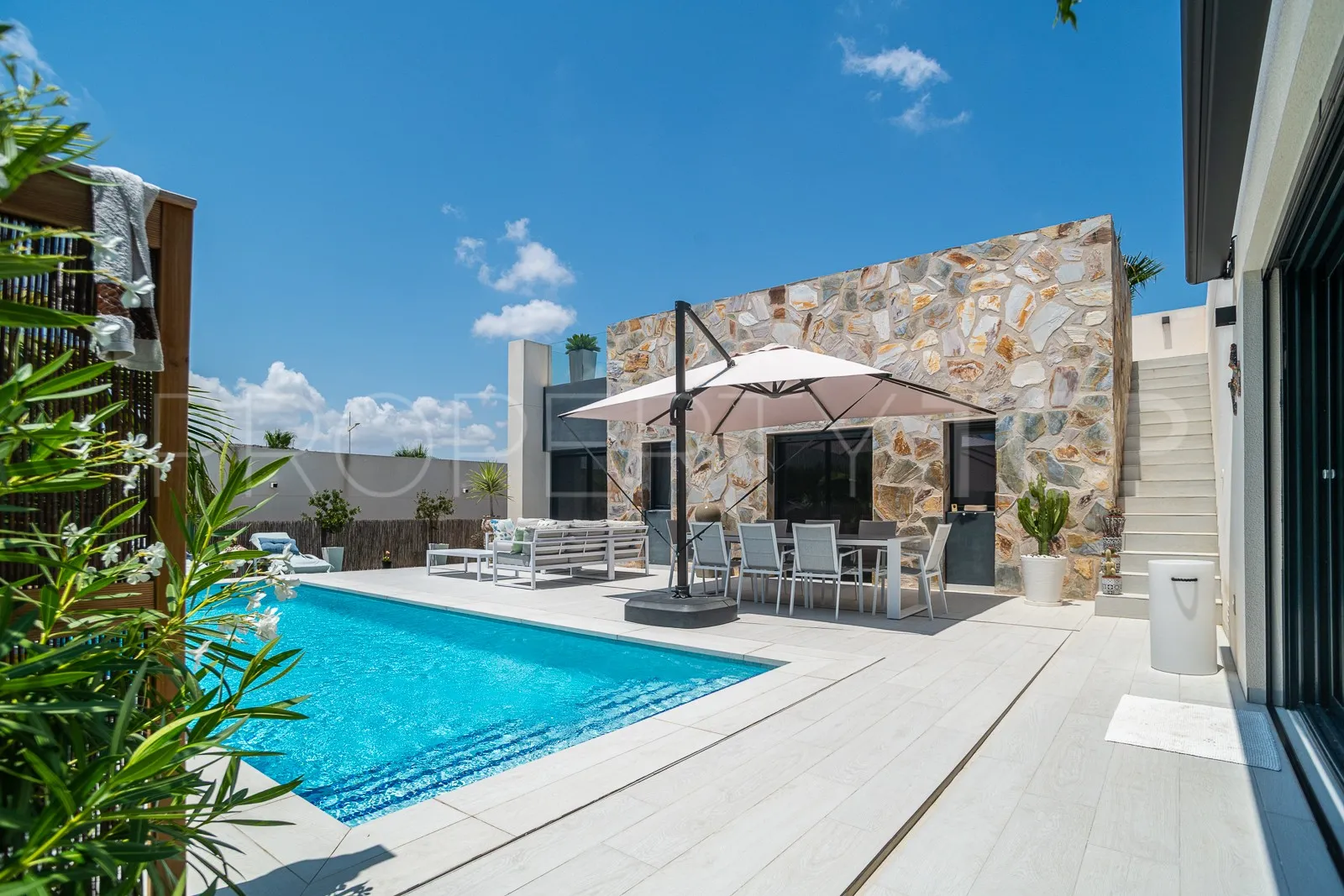 Villa en venta en La Finca Golf