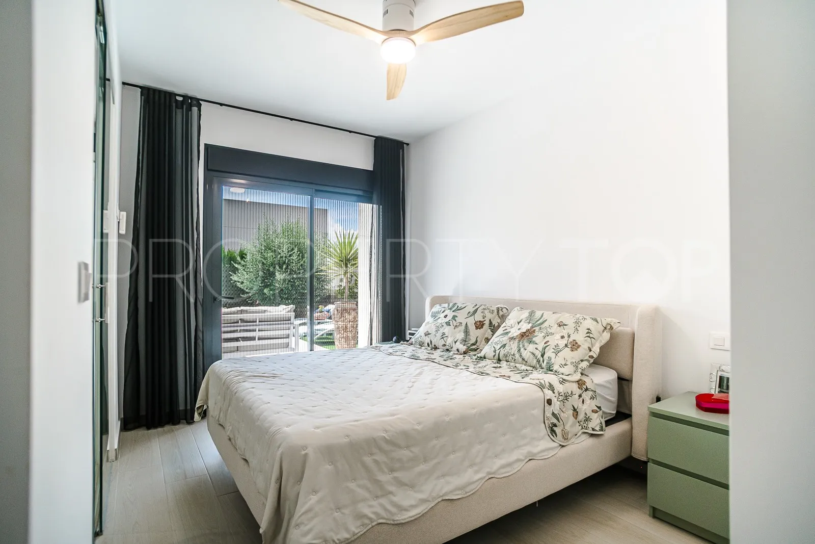 Villa en venta en La Finca Golf