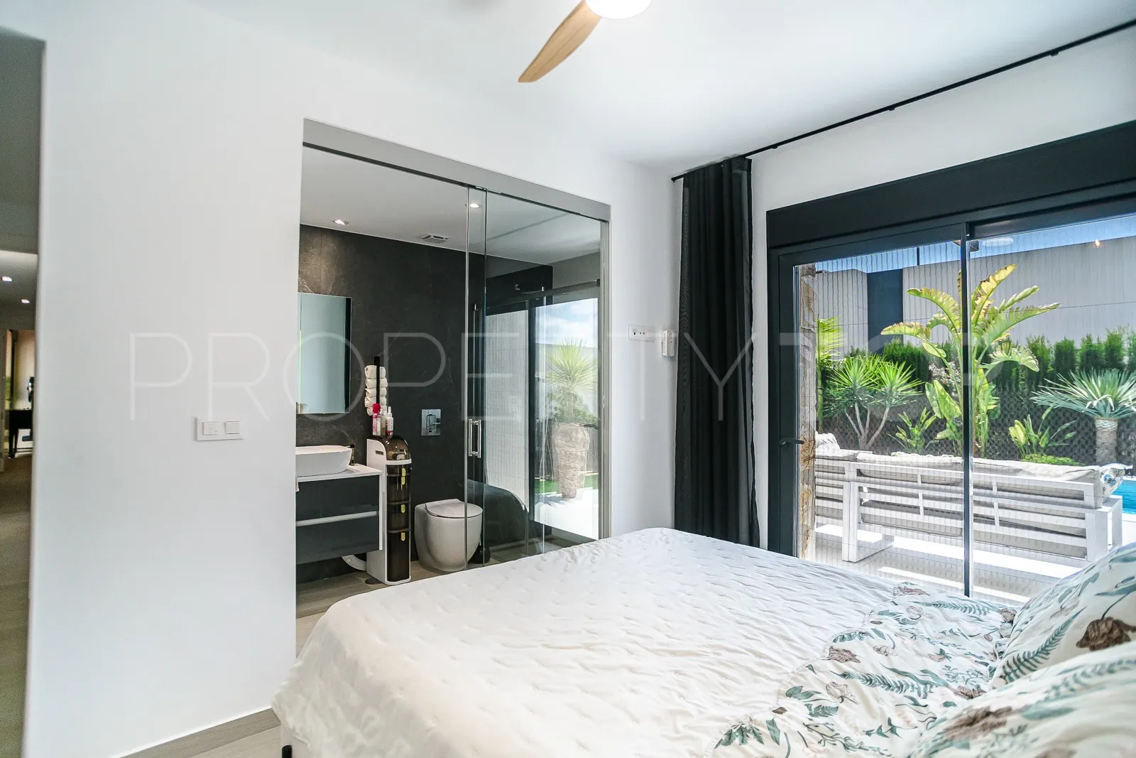 Villa en venta en La Finca Golf
